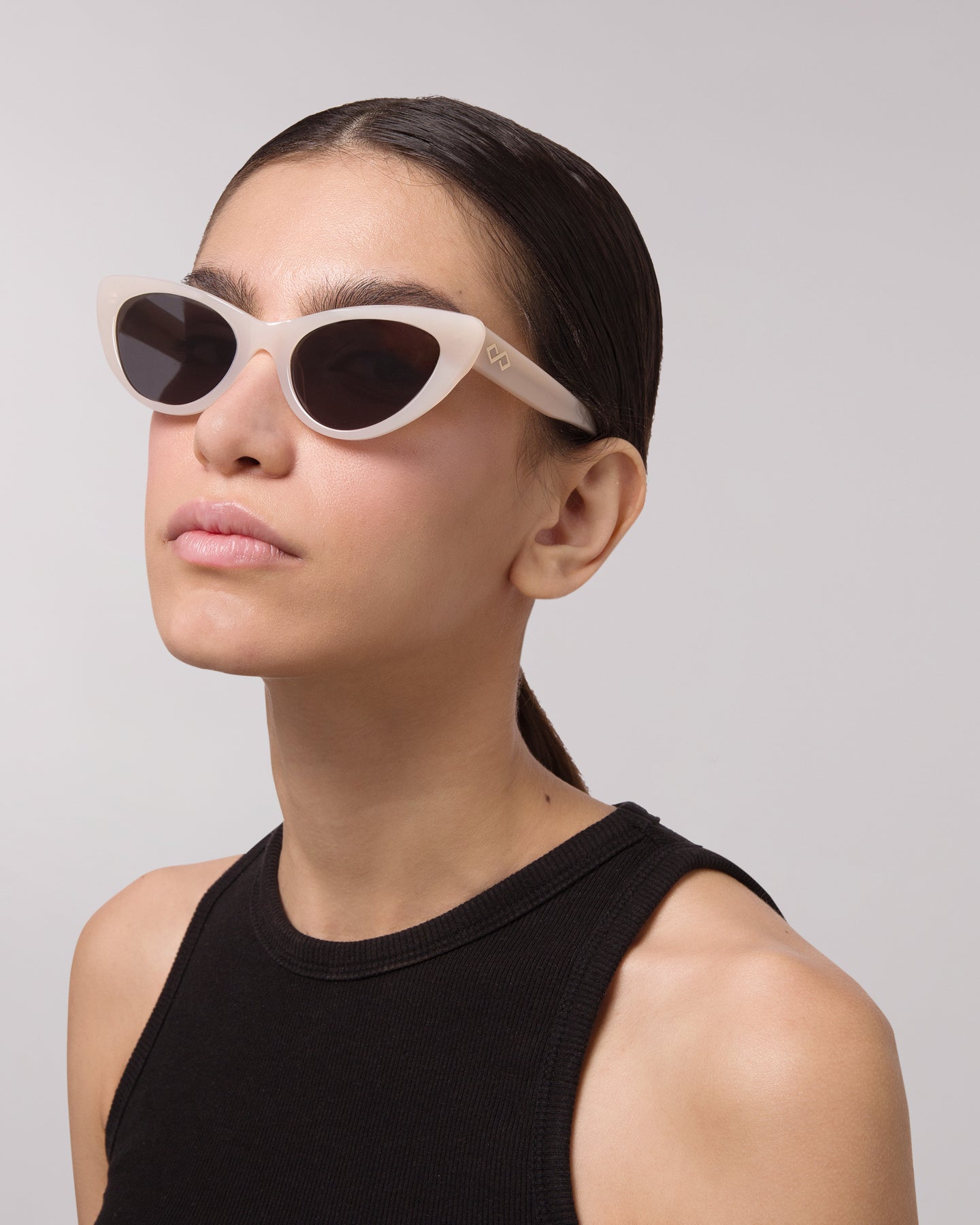 Shop Sienna Sunglasses in Pearl Colour – Available Online in USA, UK, Canada & United Arab Emirates